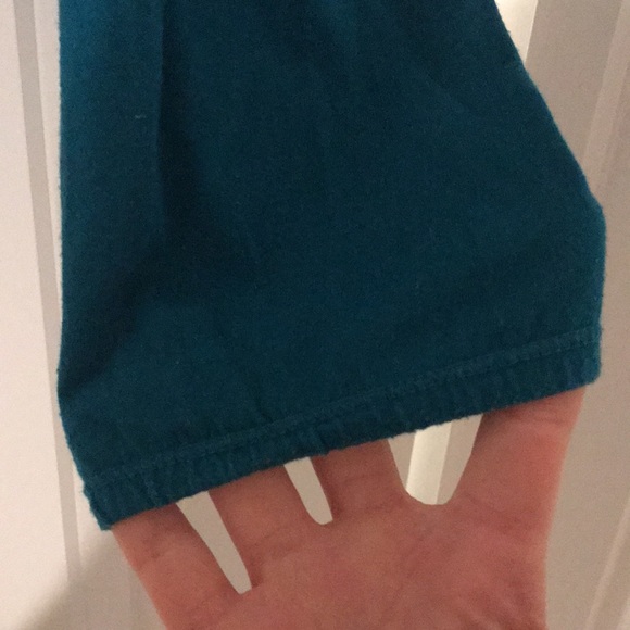 Turquoise top - Picture 4 of 6